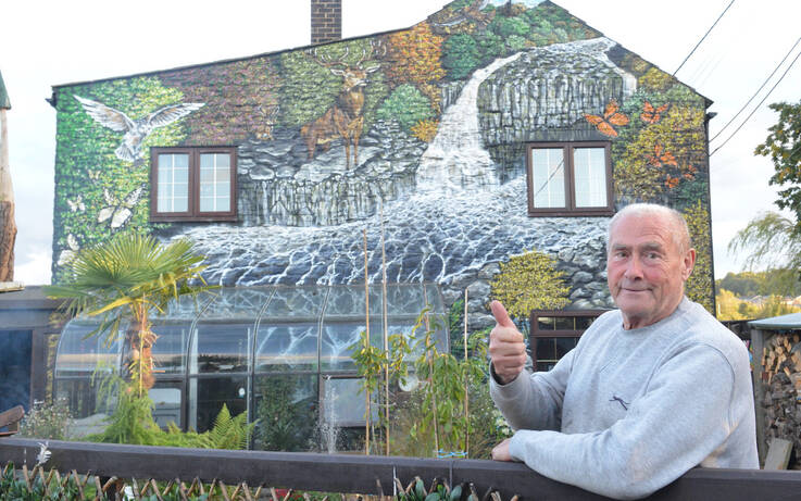 Gable end waterfall causes heads to turn