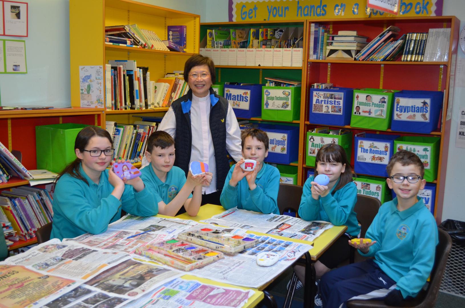 Stone by stone, Gainford pupils create labyrinth