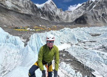 leaving base camp, Steve gets to grips with ice climbing