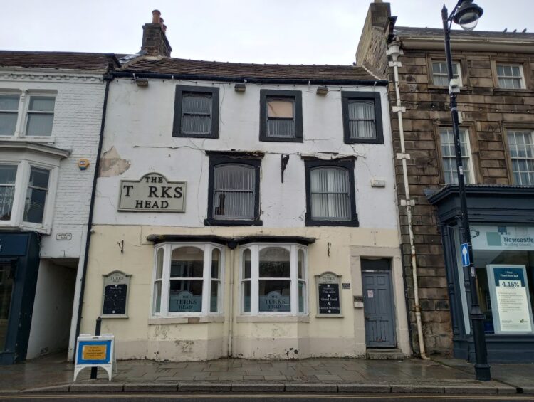 Vandals target eyesore Barnard Castle pub