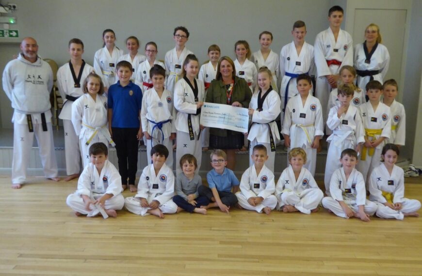 Martial arts group donates £500&hellip;