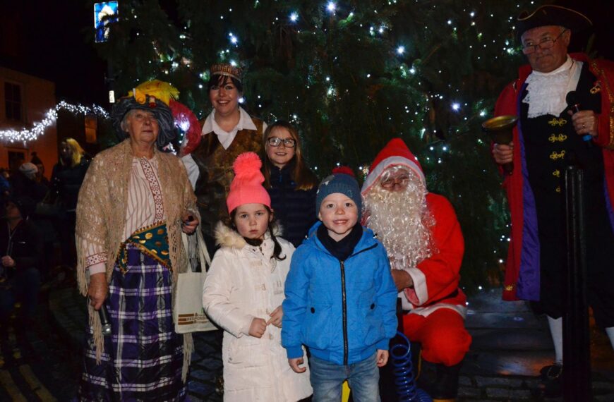 Lights switch-on kickstarts Christmas in…