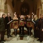 Tuning up for an evening of carols…