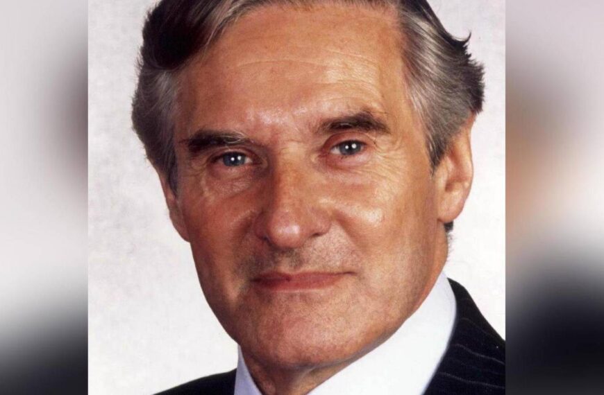 Tributes to Derek Foster: ‘MP&hellip;