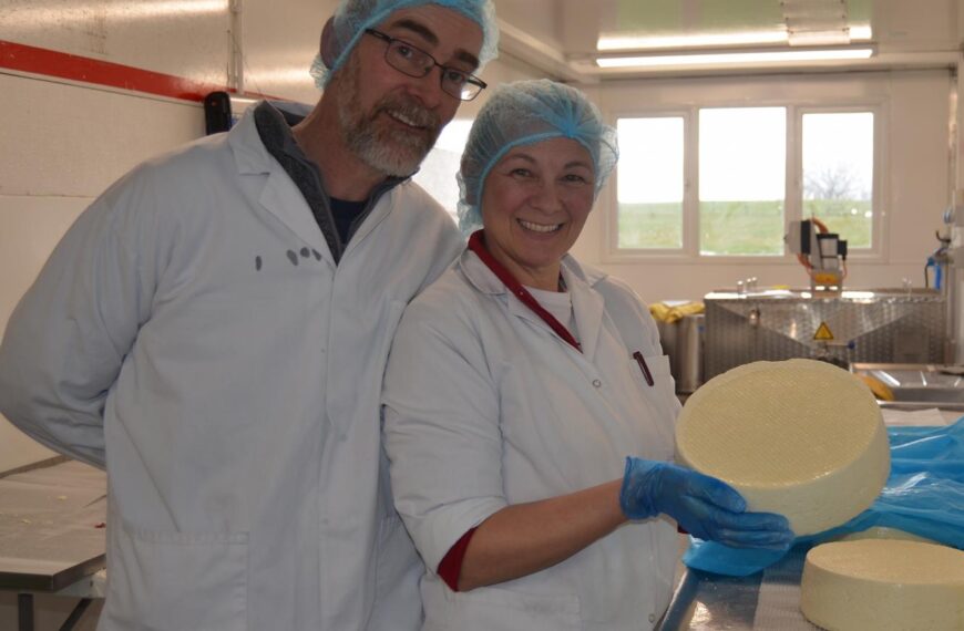 Cheese company plans cafe