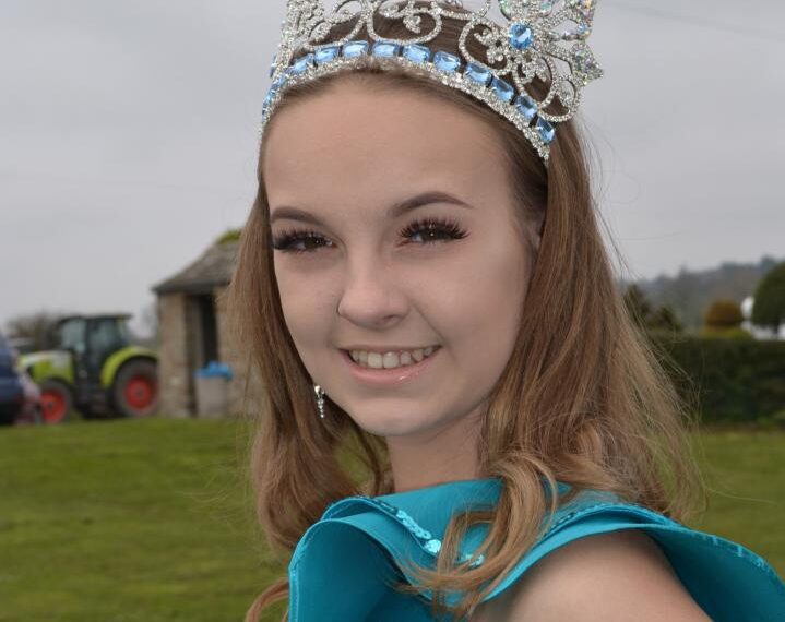 Shocked’ Kaitlyn is crowned Miss&hellip;