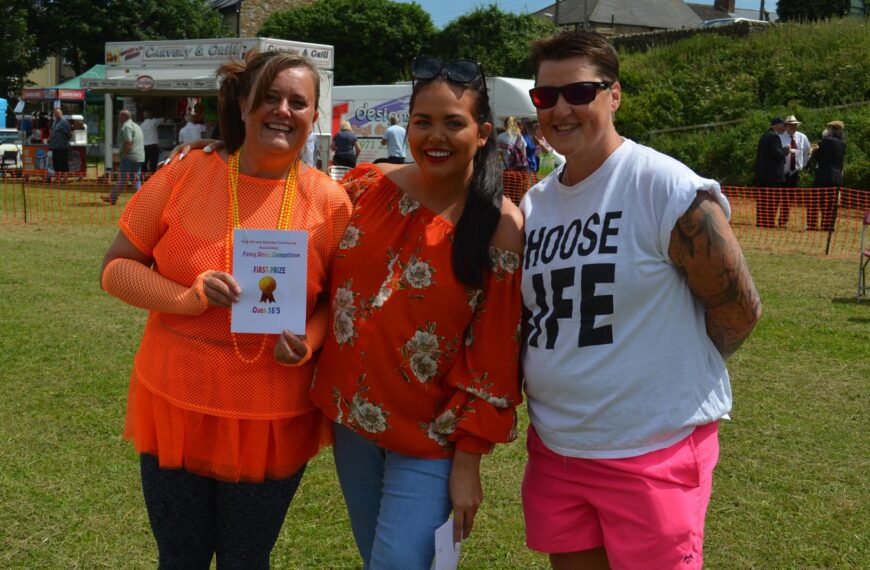 Crowds flock to annual village…