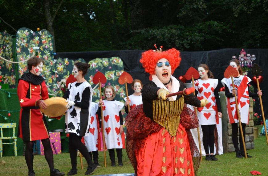 Bold, bright and brilliant show…