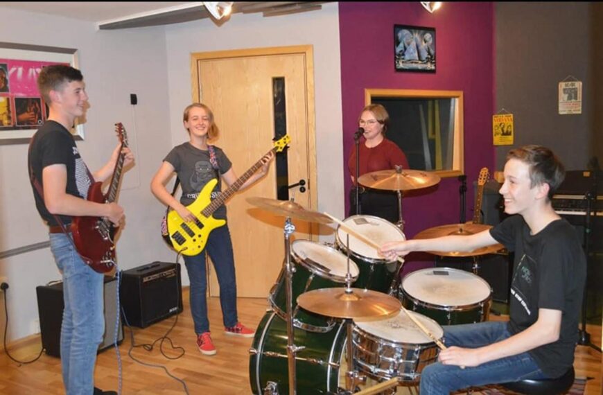 Teenagers plan gig to help&hellip;