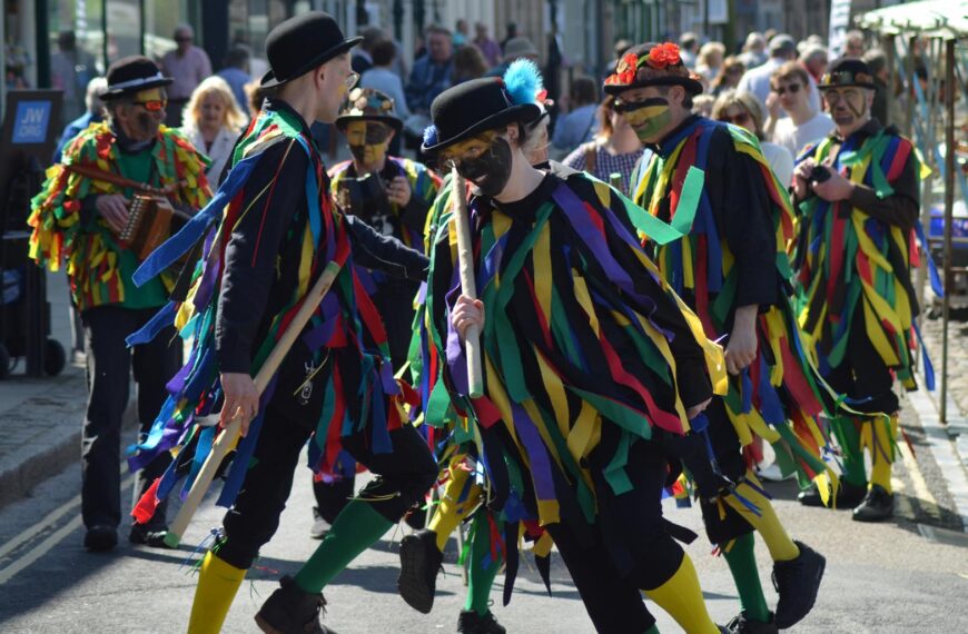 Morris dancers will mark 30th…