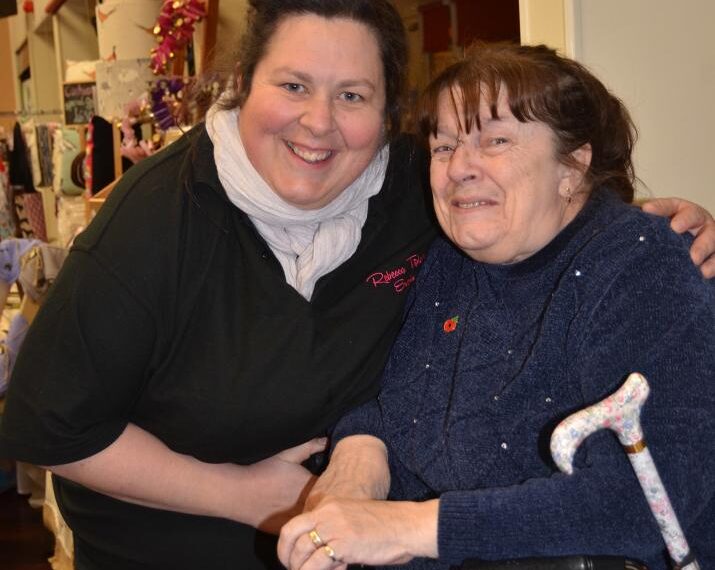Fundraiser brings fizz to annual&hellip;