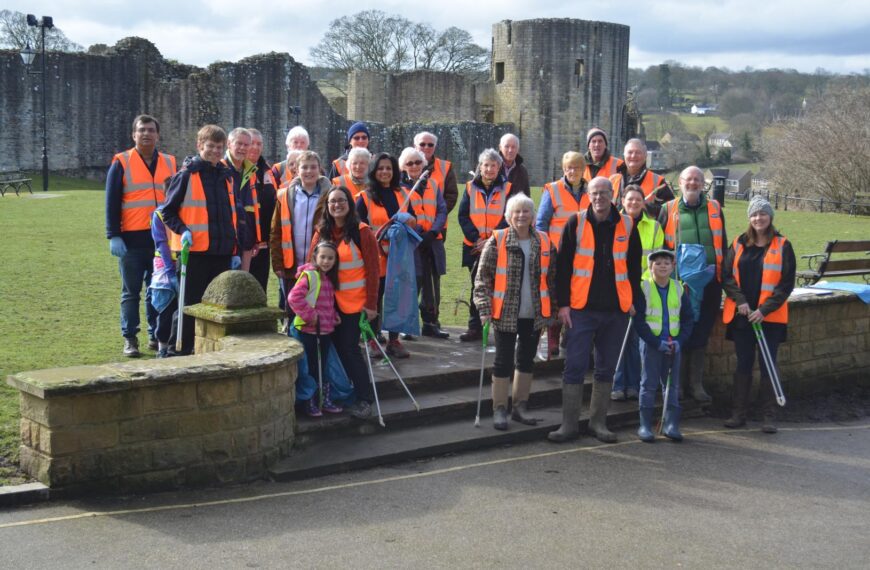 Volunteers out in force to&hellip;