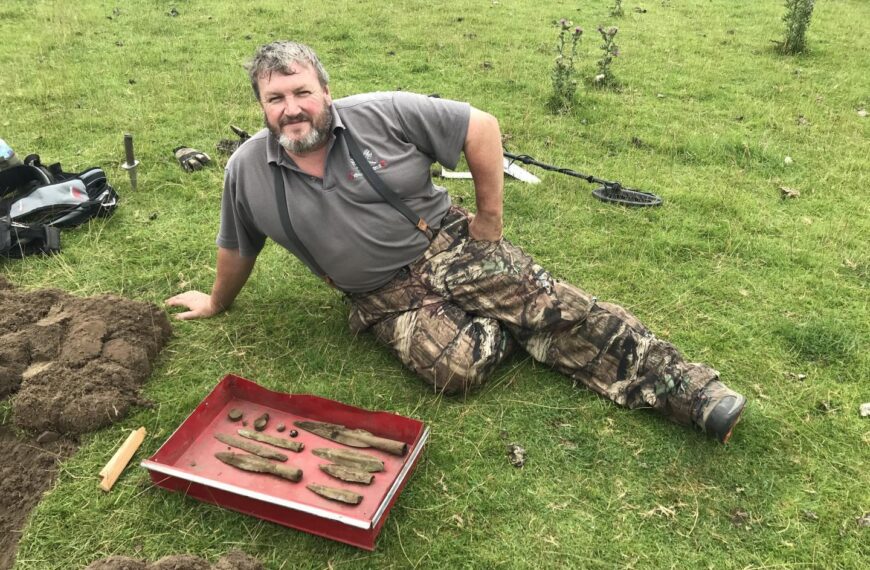Treasure hunters’ £250 ‘thank you’…
