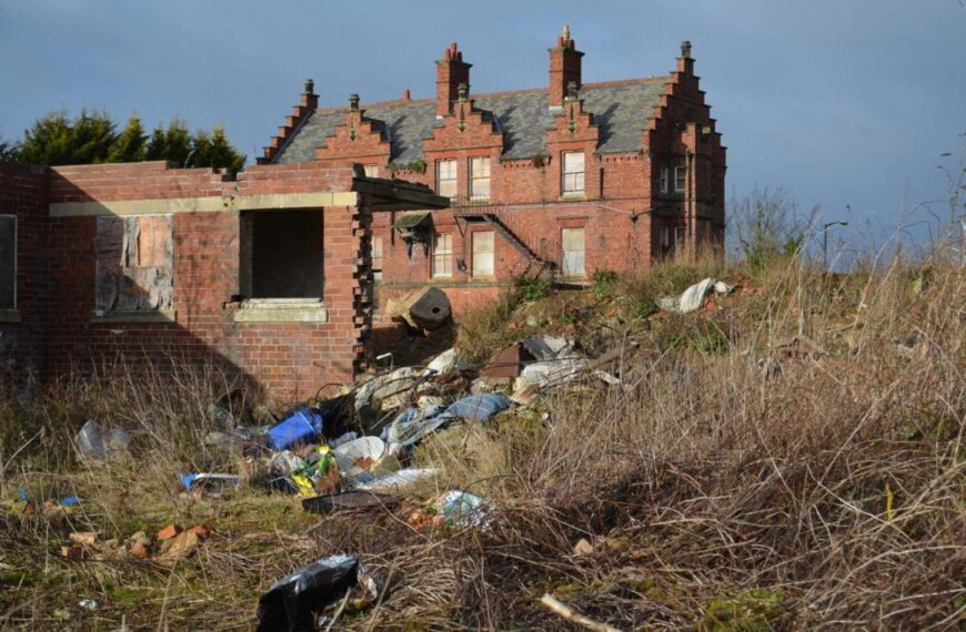 Fresh bid to develop land…