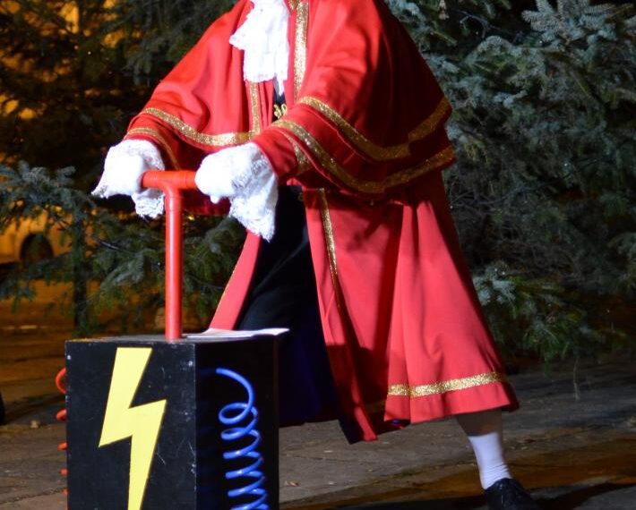 Town’s Christmas lights switch-on to…