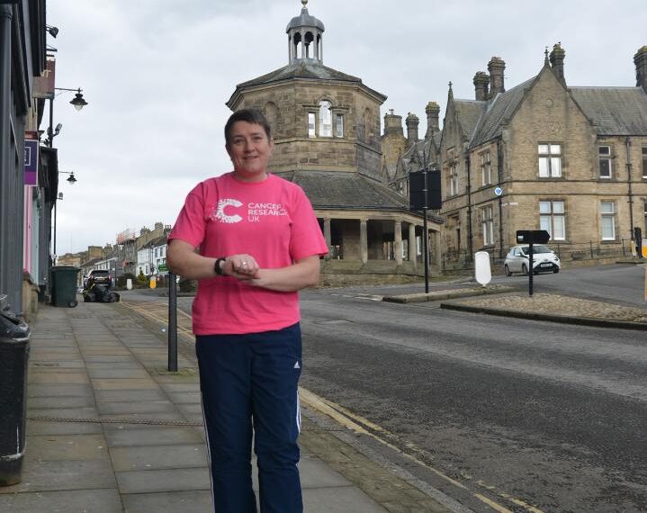 More supporters step out to raise cash for cancer charity