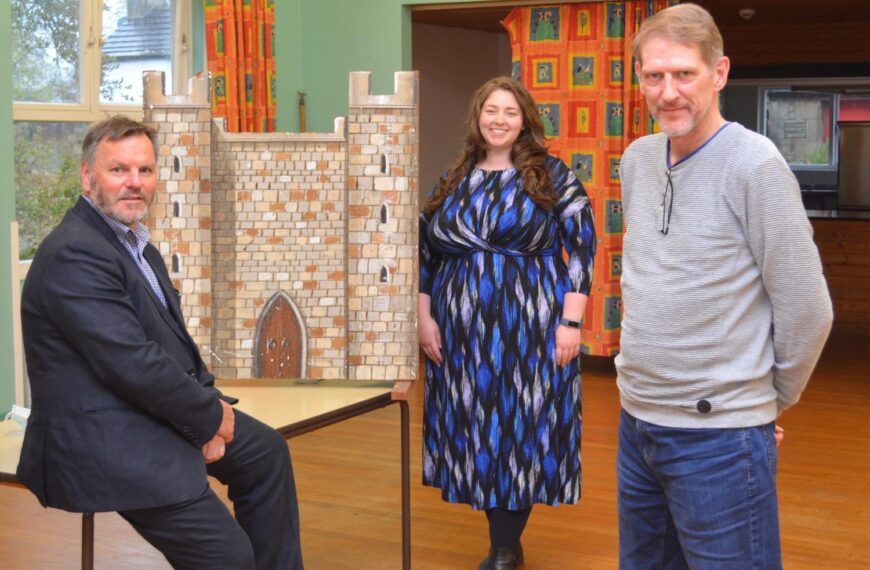 Stage is set for Castle…