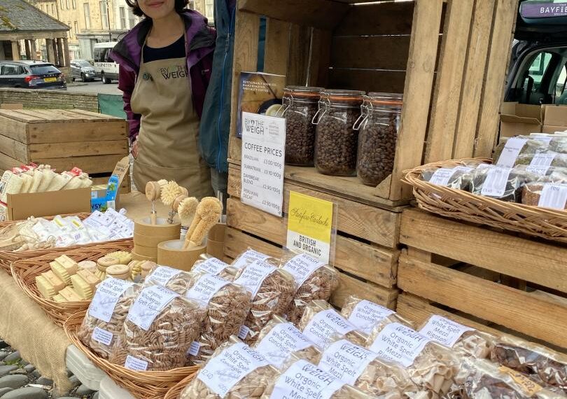 Duo switch from high street to weekly market