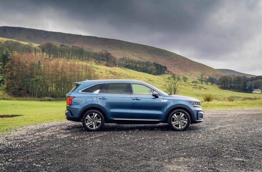 Test Drive: The New Kia Sorento PHEV