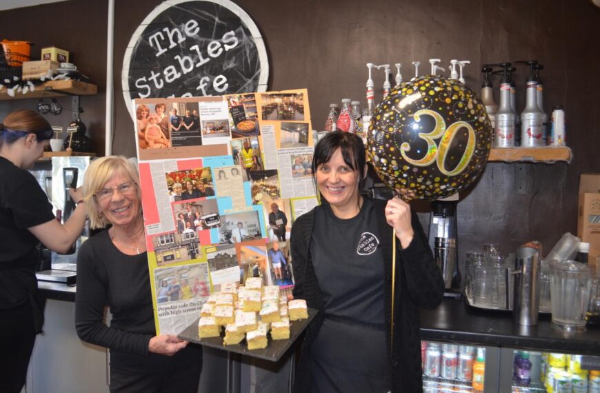 Phyllis returns to celebrate 30th…