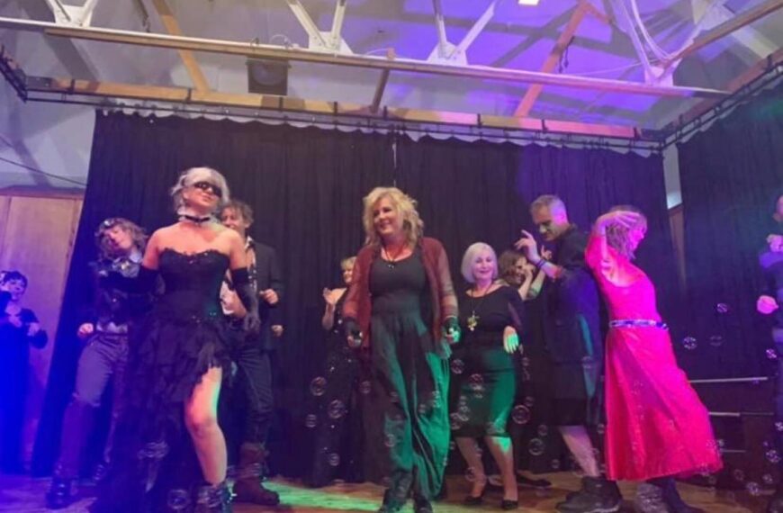 Models go Gothic for cancer…