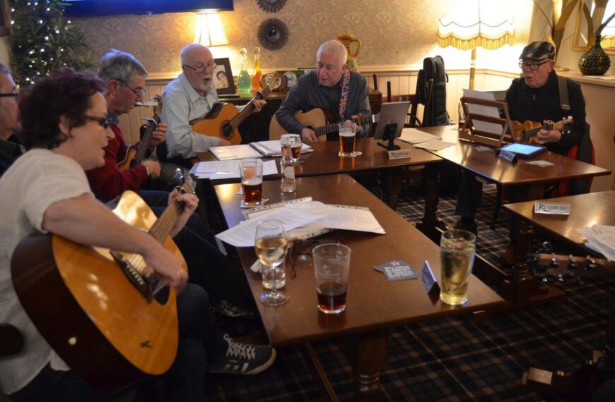 Musical jam sessions growing in popularity