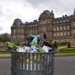 Overflowing bins leave top museum with rubbish…