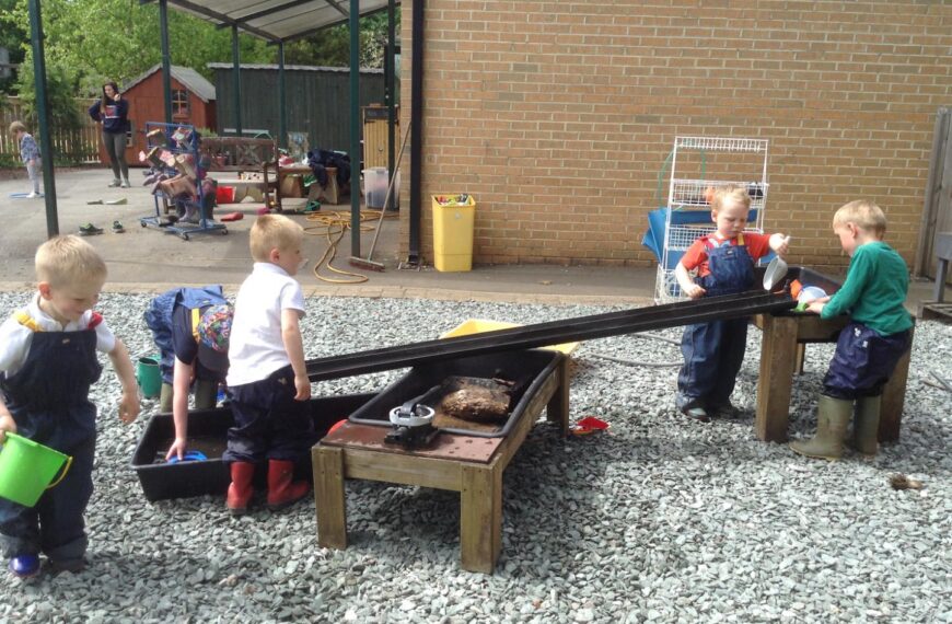 Everyone mucks in to clean&hellip;