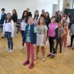 Take a West End walk with operatic…