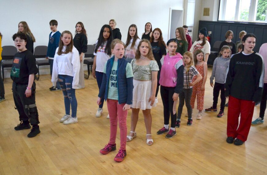 Take a West End walk with operatic society