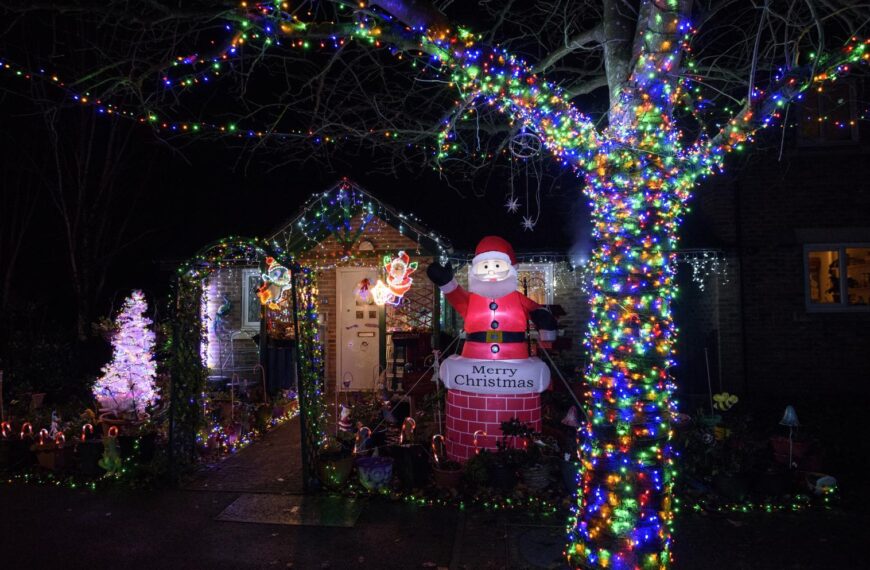 Help add some Christmas sparkle to Startforth