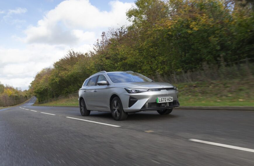 Test Drive: The New MG5