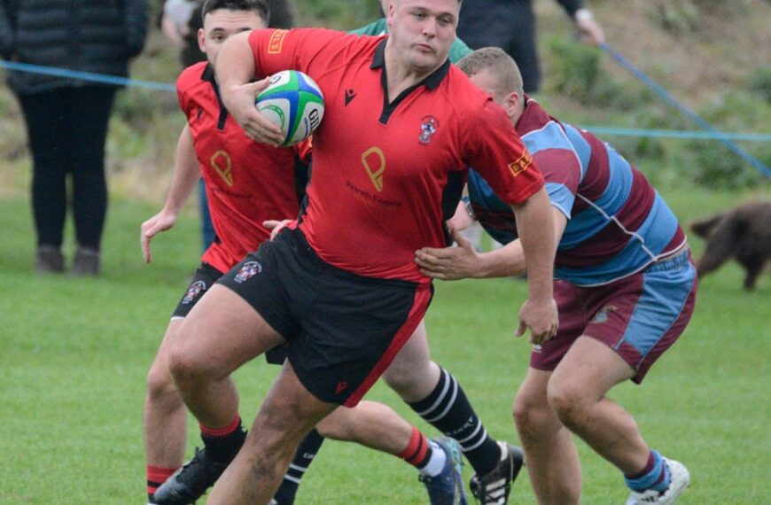 Tough defeat for Castle against impressive visitors