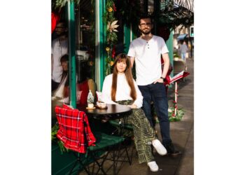 Cosy cake shop and cafe lights up Barnard Castle