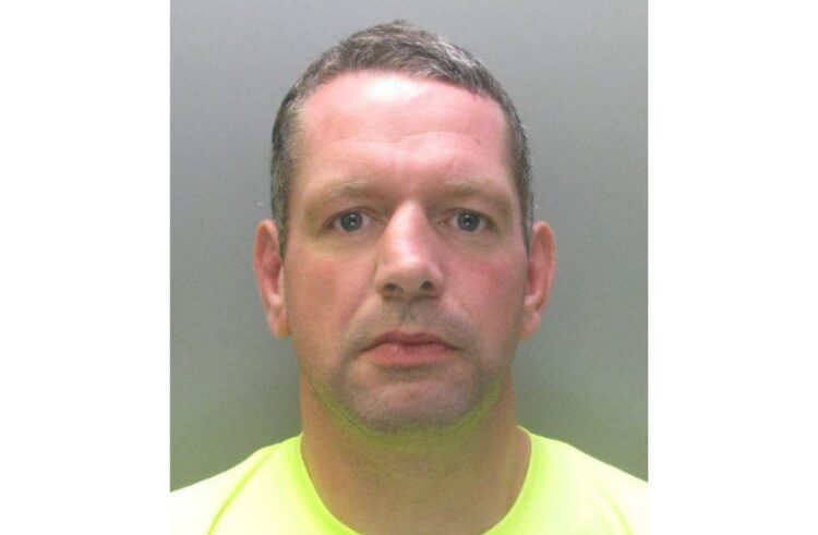 Rogue builder jailed for defrauding customers