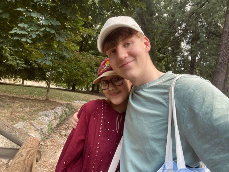 Mickleton teen to host live music charity event in honour of girlfriend