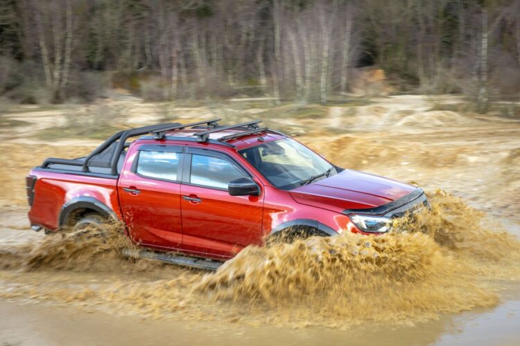 Isuzu D-Max V-Cross inspires you to keep on trucking