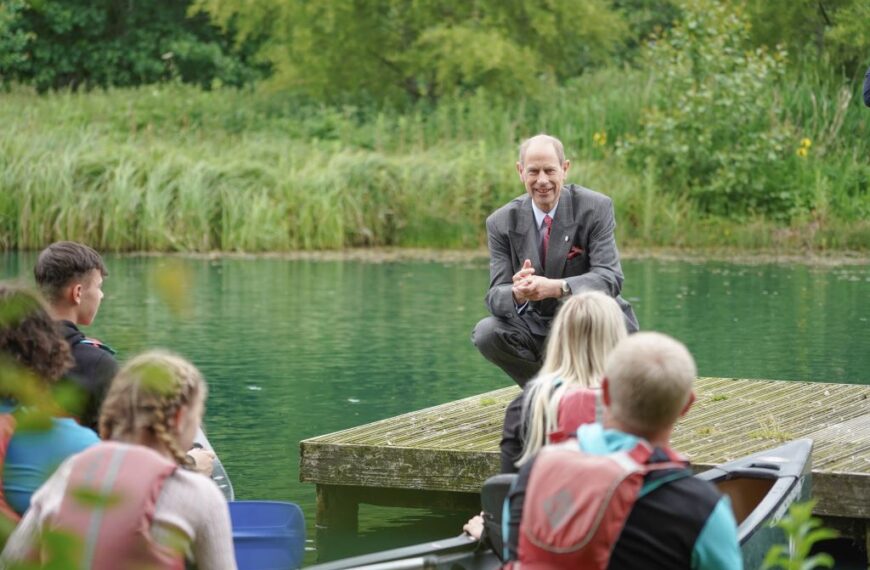 Duke of Edinburgh visits Barnard Castle