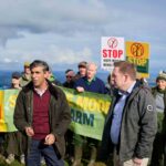 Rival MPs unite in Hope Moor wind…